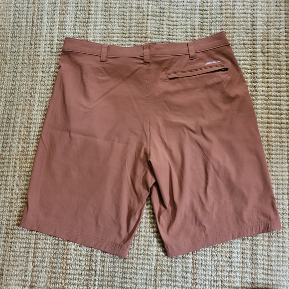 Eddie Bauer Performance Hybrid Men's Shorts 36" x 10" Inseam - Picture 3 of 8